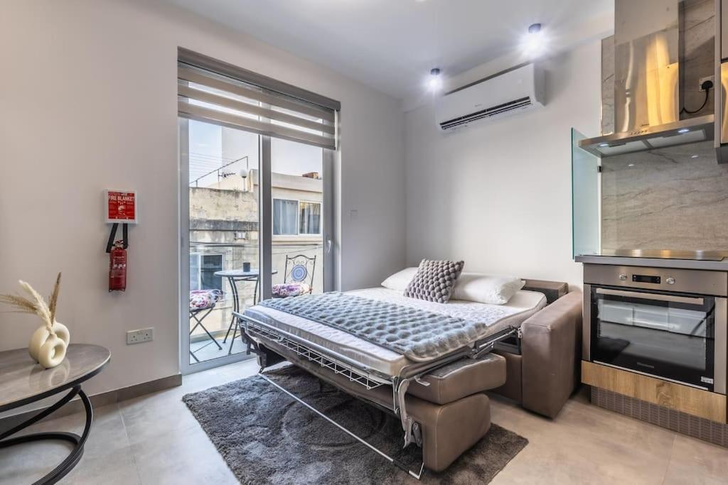 Velvet Noir Apartment By Soea Sliema Exteriér fotografie